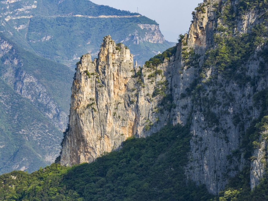 夏日巫峽美。王正坤攝