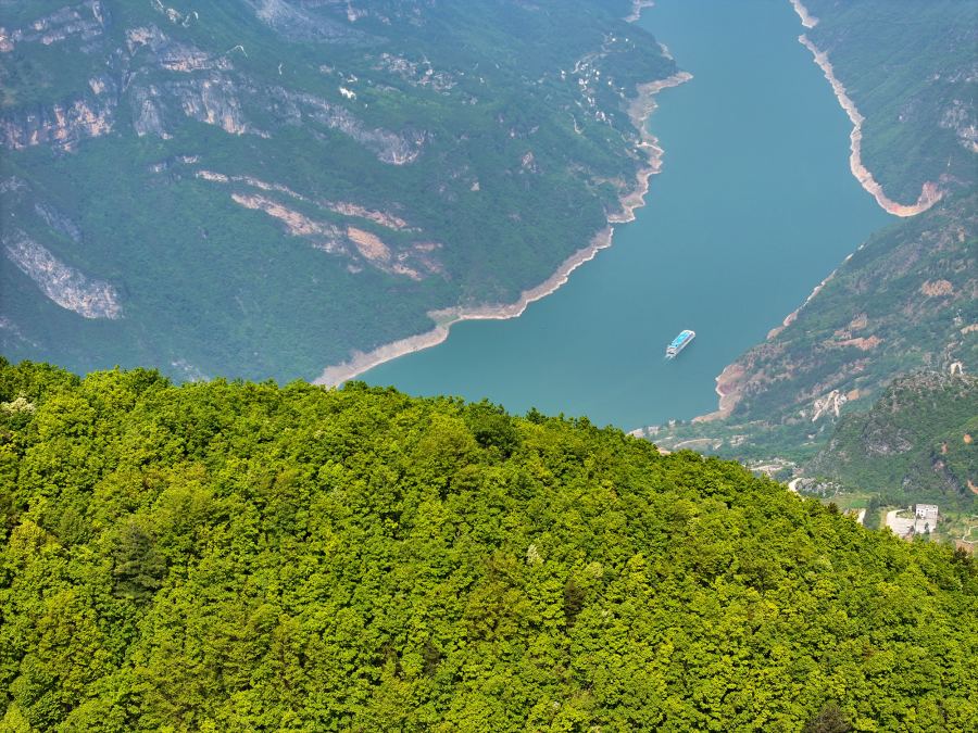 夏日巫峽美。王正坤攝