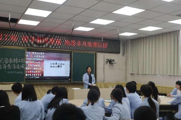 該校社團活動。重慶市第四十九中學校供圖